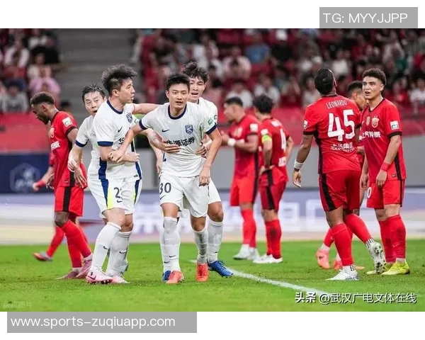 中超第30轮跑动数据揭晓钟晋宝以13356米领跑三镇两将入围前五 中超第30轮跑动数据揭晓钟晋宝以13356米领跑三镇两将入围前五